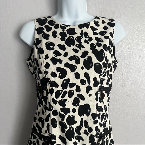 Michael Kors White/Black Abstract Print Sheath Dress - Picture 6 of 14